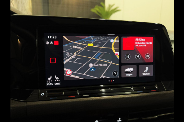 Volkswagen Golf 2.0 TSI GTI|PANO|KEYLESS|BLIND SPOT|HARMAN KARDON|BOMVOL