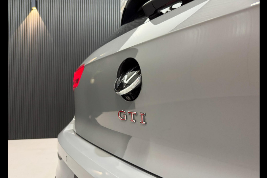 Volkswagen Golf 2.0 TSI GTI|PANO|KEYLESS|BLIND SPOT|HARMAN KARDON|BOMVOL