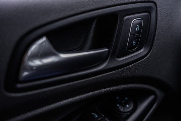 Ford Transit Connect 1.5 EcoBlue L2H1 | Sport | Automaat | Led | Cruise | Climatronic | Andriod Auto