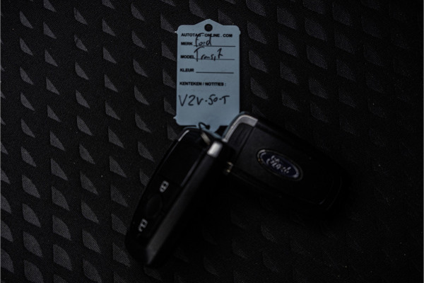 Ford Transit Connect 1.5 EcoBlue L2H1 | Sport | Automaat | Led | Cruise | Climatronic | Andriod Auto