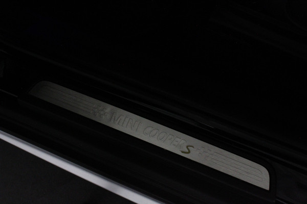 MINI Countryman 2.0 Cooper S E Classic ALL4 > 220pk/Memory/Leer/Plug-in hybride/Camera