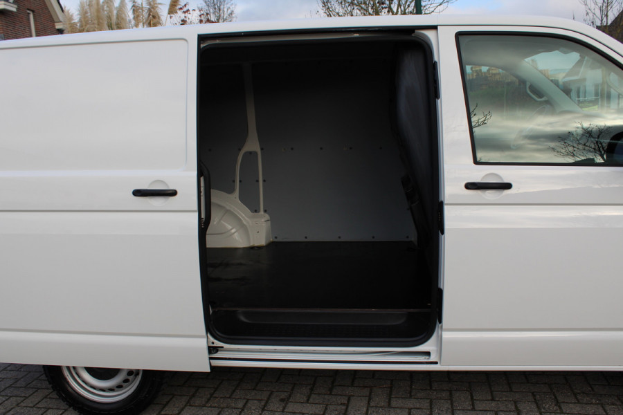 Volkswagen Transporter T6.1 2.0 TDI 110PK Euro6 L1 ✓ 3-zits ✓  Apple Carplay / Android Auto