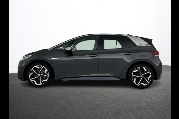 Volkswagen ID.3 First Plus 58 kWh | Navigatie | Apple Carplay/Android Auto | Camera | Parkeersensoren | Adaptive Cruise Control | Full LED Matrix | Stoel- en stuurverwarming | Lichtmetalen velgen | Climate Control