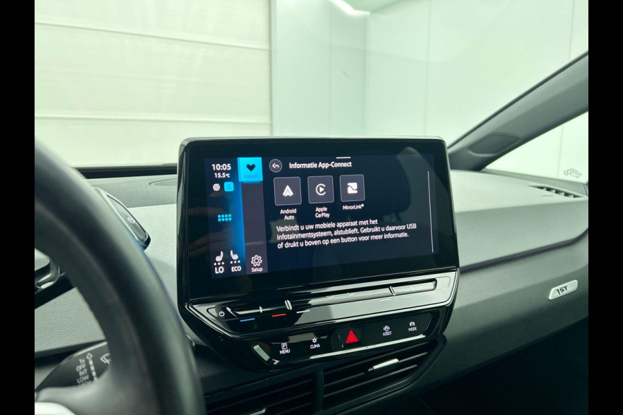 Volkswagen ID.3 First Plus 58 kWh | Navigatie | Apple Carplay/Android Auto | Camera | Parkeersensoren | Adaptive Cruise Control | Full LED Matrix | Stoel- en stuurverwarming | Lichtmetalen velgen | Climate Control