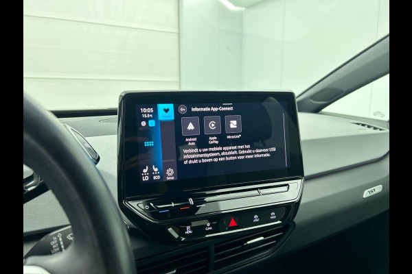 Volkswagen ID.3 First Plus 58 kWh | Navigatie | Apple Carplay/Android Auto | Camera | Parkeersensoren | Adaptive Cruise Control | Full LED Matrix | Stoel- en stuurverwarming | Lichtmetalen velgen | Climate Control