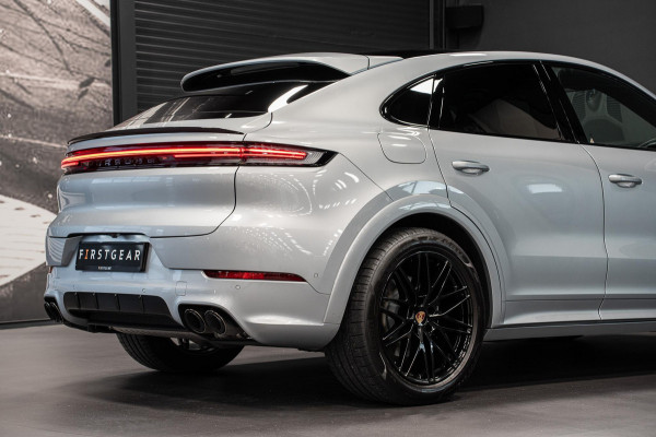 Porsche Cayenne Coupé 3.0 E-Hybrid *Sport-Design / Vierwielbesturing / Stoelventilatie / BOSE / 18-Wegs / Panorama / Soft-Close / Keyless*