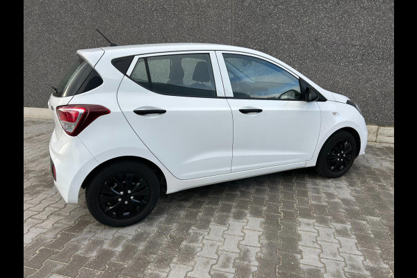 Hyundai i10 1.0i Comfort 5p. | AUTOMAAT | AUX/USB | ISOFIX | APK T/M 1-9-2026 | BOVAG-GARANTIE | 1E EIGENAAR | COMPL ONDERHOUDEN