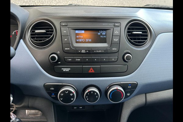 Hyundai i10 1.0i Comfort 5p. | AUTOMAAT | AUX/USB | ISOFIX | APK T/M 1-9-2026 | BOVAG-GARANTIE | 1E EIGENAAR | COMPL ONDERHOUDEN