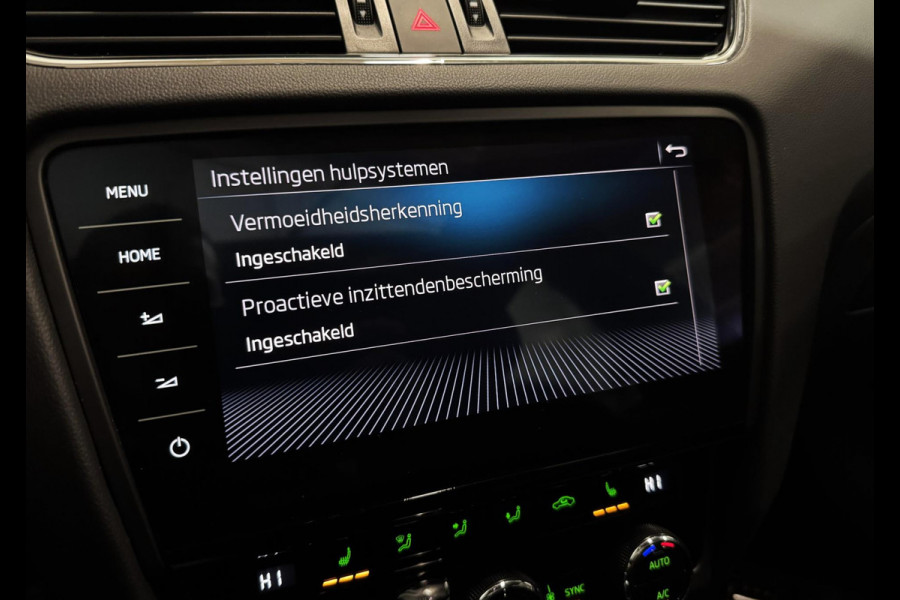 Škoda Octavia Combi 1.5 TSI Greentech Business Edit|PANO|SFEER|KEYLESS|BOMVOL