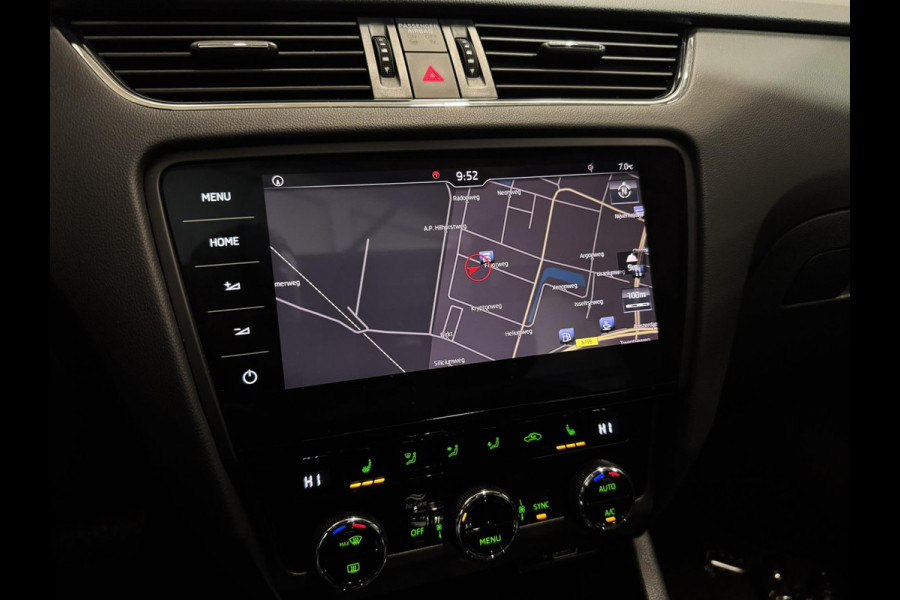 Škoda Octavia Combi 1.5 TSI Greentech Business Edit|PANO|SFEER|KEYLESS|BOMVOL