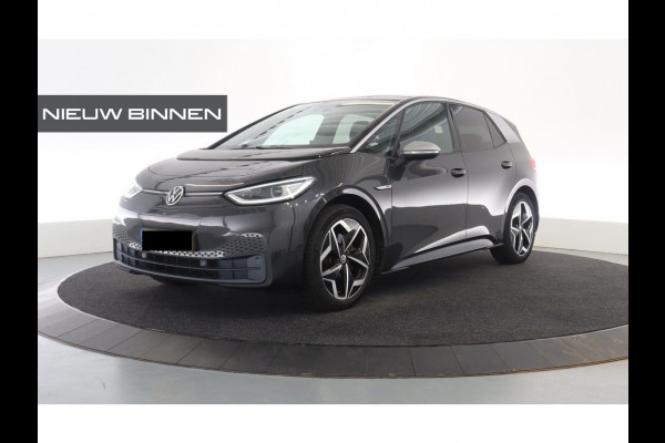 Volkswagen ID.3 First Plus 58 kWh | Stoelverwarming | Stuurverwarming | Camera | Adaptive Cruise Control | Navigatie | Standkachel | Keyless | Parkeersensoren | LED | Apple Carplay | BTW |