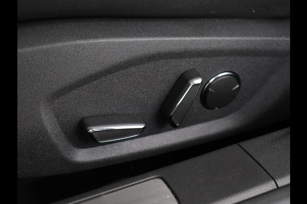 Ford Mondeo 2.0 IVCT HEV Titanium X | Leder | Stoelverwarming | Camera | Adaptive cruise | Memory | Carplay | Full LED | Keyless | Navigatie | Park Assist | Dodehoek detectie | Climate control