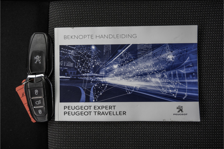 Peugeot Expert 2.0 BlueHDI 122PK | L3H1 | DC | Xenon | Automaat | Schakelflippers | Carplay | Camera | 5-Persoon