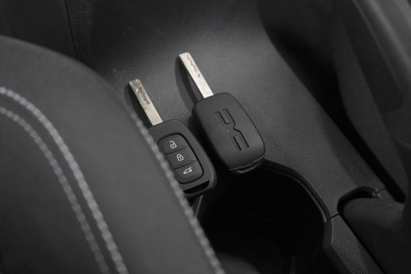 Dacia Sandero TCe 90 CVT Expression | Parkeersensoren | Apple Carplay | Cruise Control