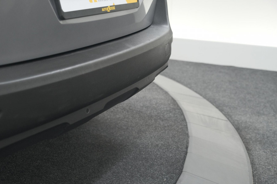 Peugeot 5008 PureTech 130 EAT8 Active Pack | 7 Zitplaatsen | Camera | Apple Carplay | Parkeersensoren