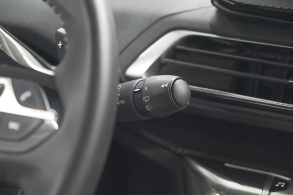 Peugeot 5008 PureTech 130 EAT8 Active Pack | 7 Zitplaatsen | Camera | Apple Carplay | Parkeersensoren