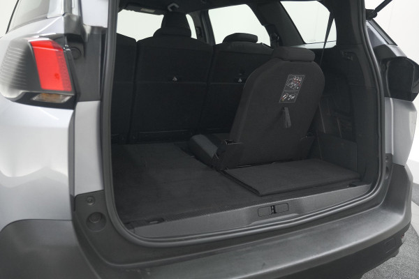 Peugeot 5008 PureTech 130 EAT8 Active Pack | 7 Zitplaatsen | Camera | Apple Carplay | Parkeersensoren