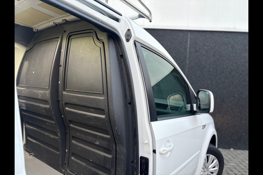 Volkswagen Caddy 2.0 TDI Maxi - DSG - Trekhaak - CarPlay