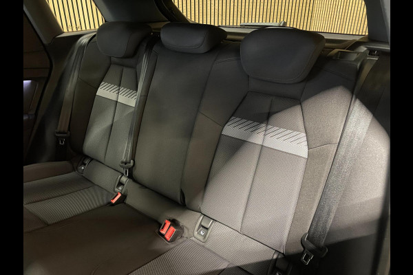 Audi Q4 e-tron 40 Advanced 77 kWh|GROTE ACCU|ACC|CARPLAY|CLIMATE,CRUISE CTRL|STOELVERW.|ELEK. KLEP|INCL. BTW|1e EIG.|NL-AUTO|NAP|