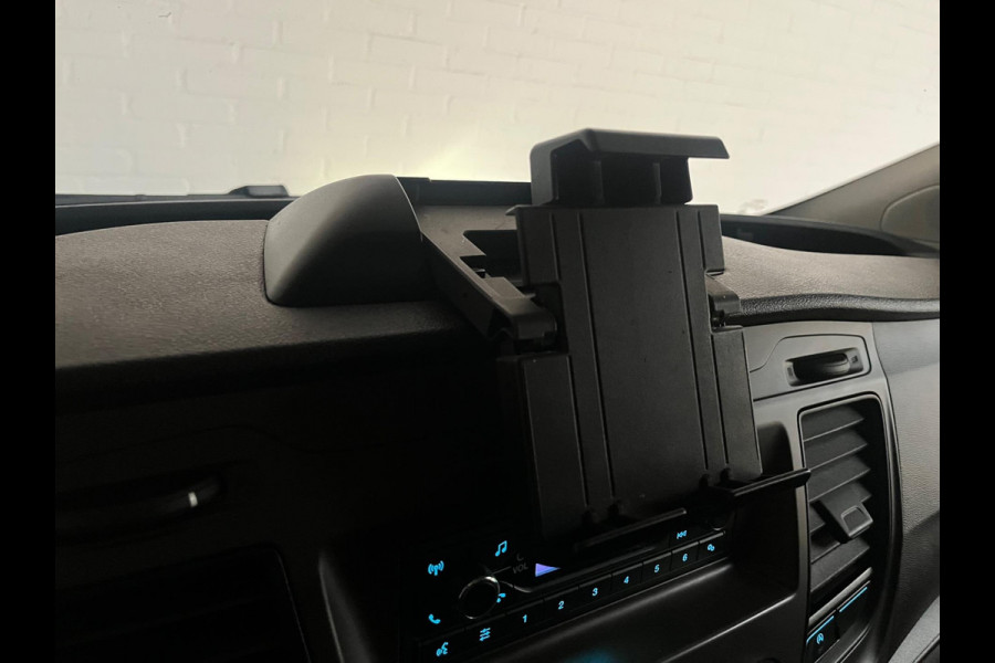 Ford Transit Custom 320 2.0 TDCI euro6 L1H1 Trend Airco, 2xSchuifdeur, CruiseControl, Trekhaak 2500KG, RIJKLAARPRIJS!