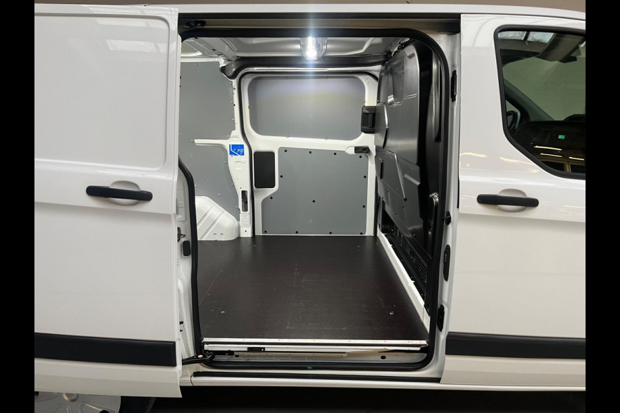 Ford Transit Custom 320 2.0 TDCI euro6 L1H1 Trend Airco, 2xSchuifdeur, CruiseControl, Trekhaak 2500KG, RIJKLAARPRIJS!