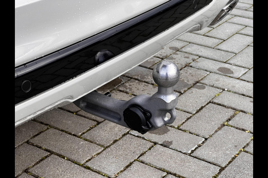 Ford Kuga 2.5 PHEV Sound Edition | Zuid | 243pk | Ford Voorraad | Panorama Dak | 20 inch Lichtmetaal | Winterpack | Matrix LED | Driver Assistance Pack