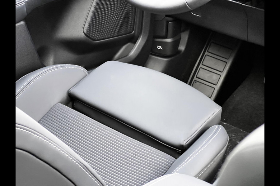 Ford Kuga 2.5 PHEV Sound Edition | Zuid | 243pk | Ford Voorraad | Panorama Dak | 20 inch Lichtmetaal | Winterpack | Matrix LED | Driver Assistance Pack