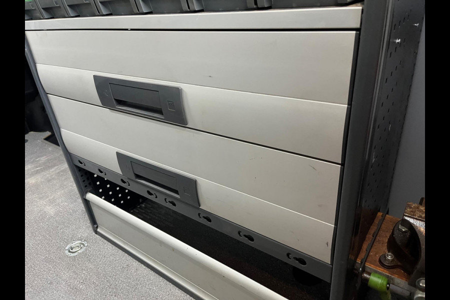 Peugeot Expert L3H1 SERVICEWAGEN AUTOMAAT 2.0 BlueHDI 145PK euro6 Long Premium, 3Persoons, BOTT INRICHTING, RIJKLAARPRIJS!