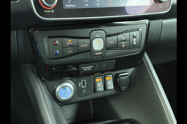 Nissan Leaf Acenta 40kWh Navi Camera Adap.Cruise Apple Carplay Android Ecc SOH 88% DAB Stuur-Stoel-Achterbankverwarming Lmv Privacy Glas Rijstrooksensor Origineel Nederlandse Auto 1e Eigenaar