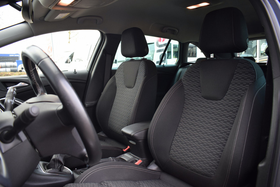 Opel Astra Sports Tourer 1.0 Turbo 120 Jaar Edition | Trekhaak | Apple CarPlay | Climate | Cruise