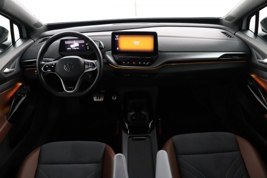 Volkswagen ID.4 First 77 kWh|SOH 92%|Trekhaak|Stoel/stuur verwarmd|Alcantara
