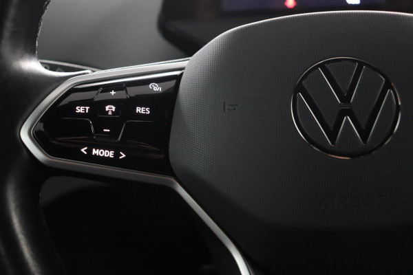 Volkswagen ID.4 First 77 kWh|SOH 92%|Trekhaak|Stoel/stuur verwarmd|Alcantara