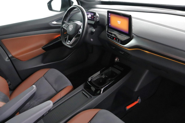 Volkswagen ID.4 First 77 kWh|SOH 92%|Trekhaak|Stoel/stuur verwarmd|Alcantara