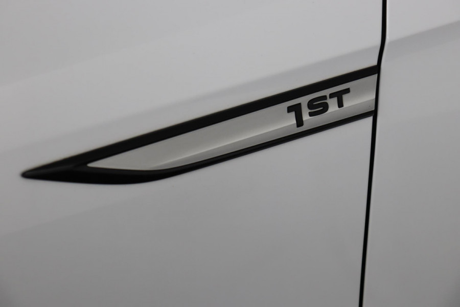 Volkswagen ID.4 First 77 kWh|SOH 92%|Trekhaak|Stoel/stuur verwarmd|Alcantara