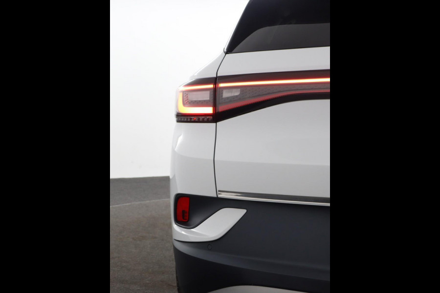 Volkswagen ID.4 First 77 kWh|SOH 92%|Trekhaak|Stoel/stuur verwarmd|Alcantara
