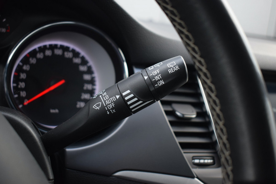 Opel Astra Sports Tourer 1.0 Turbo 120 Jaar Edition | Trekhaak | Apple CarPlay | Climate | Cruise