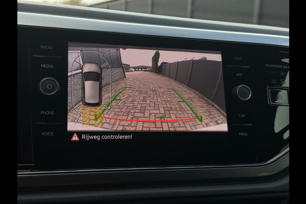 Volkswagen Polo 1.0 TSI Camera IQ Light CarPlay