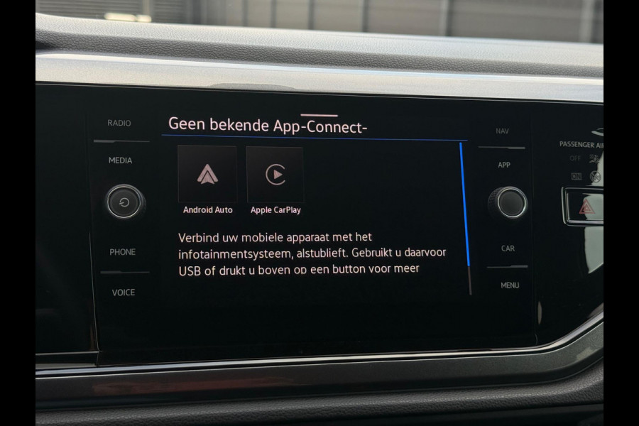 Volkswagen Polo 1.0 TSI Camera IQ Light CarPlay