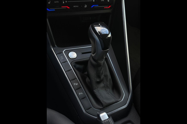 Volkswagen Polo 1.0 TSI Camera IQ Light CarPlay