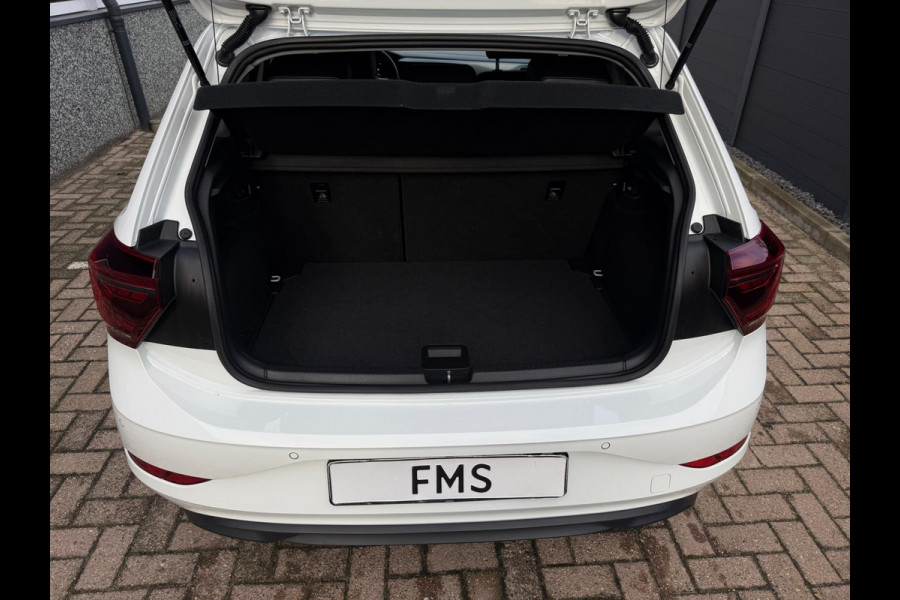 Volkswagen Polo 1.0 TSI Camera IQ Light CarPlay