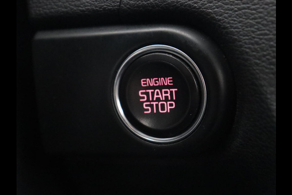 Kia Ceed 1.4 T-GDi DynamicPlusLine | Stoel & stuurverwarming | Adaptive cruise | Trekhaak | Camera | Carplay | Full LED | Navigatie | Climate control | DAB | File Assistent