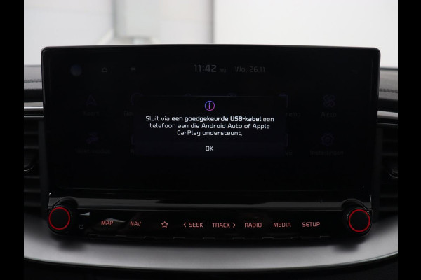 Kia Ceed 1.4 T-GDi DynamicPlusLine | Stoel & stuurverwarming | Adaptive cruise | Trekhaak | Camera | Carplay | Full LED | Navigatie | Climate control | DAB | File Assistent