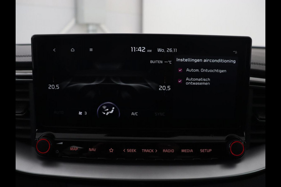 Kia Ceed 1.4 T-GDi DynamicPlusLine | Stoel & stuurverwarming | Adaptive cruise | Trekhaak | Camera | Carplay | Full LED | Navigatie | Climate control | DAB | File Assistent