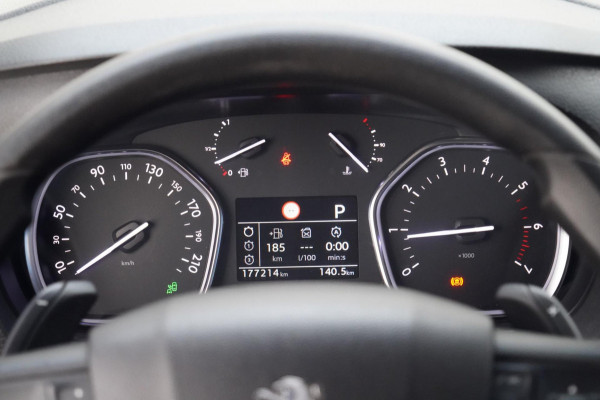 Peugeot Expert 2.0 BlueHDI 120 Long Asphalt DC / 5 Zitpl. / Automaat / 1e Eigenaar / Carplay / Head-Up / Trekhaak