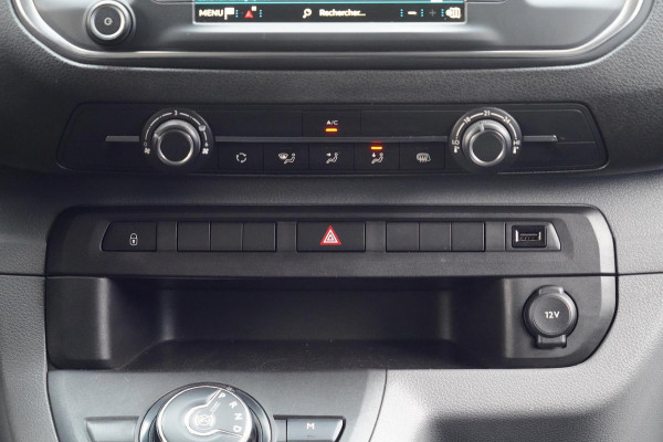 Peugeot Expert 2.0 BlueHDI 120 Long Asphalt DC / 5 Zitpl. / Automaat / 1e Eigenaar / Carplay / Head-Up / Trekhaak
