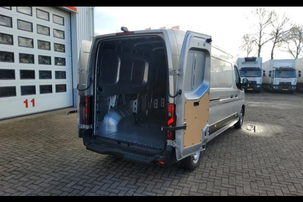 Renault Master 150.35 L3H2 GESLOTEN - METALLIC GRIJS - EURO 6 - V-29-JRT - BPM VRIJ!