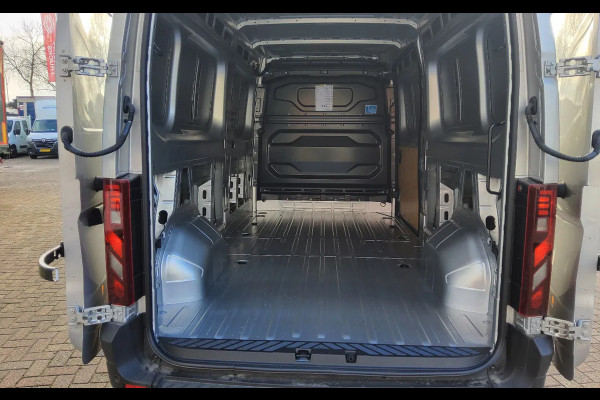 Renault Master 150.35 L3H2 GESLOTEN - METALLIC GRIJS - EURO 6 - V-29-JRT - BPM VRIJ!