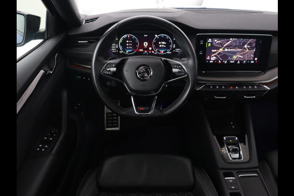 Škoda Octavia 1.4 TSI RS iV PHEV Business | Panoramadak | Head-Up | Leder/Alcantara | Stoelverwarming | Memory | Camera | Carplay | Matrix LED | Achterbankverwarming | Adaptive cruise | Plug In