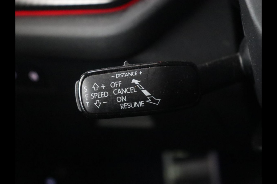 Škoda Octavia 1.4 TSI RS iV PHEV Business | Panoramadak | Head-Up | Leder/Alcantara | Stoelverwarming | Memory | Camera | Carplay | Matrix LED | Achterbankverwarming | Adaptive cruise | Plug In