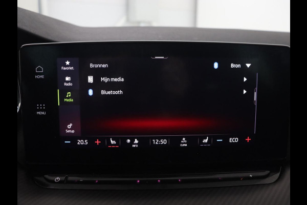 Škoda Octavia 1.4 TSI RS iV PHEV Business | Panoramadak | Head-Up | Leder/Alcantara | Stoelverwarming | Memory | Camera | Carplay | Matrix LED | Achterbankverwarming | Adaptive cruise | Plug In